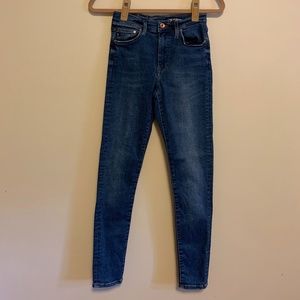 Dark Wash Shaping Skinny Jeans